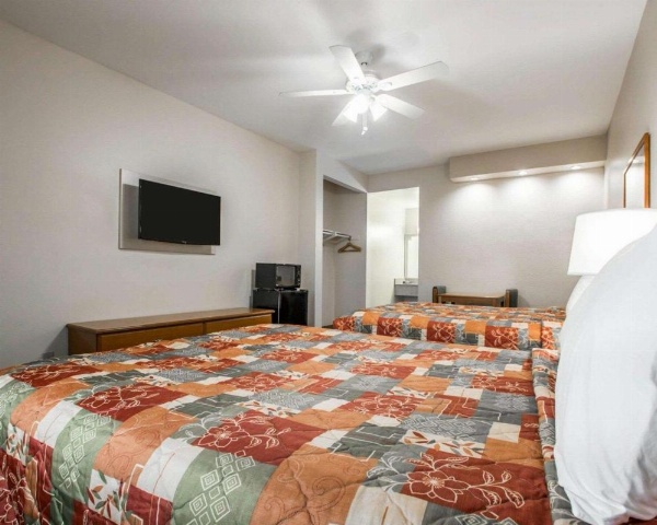 Rodeway Inn Encinitas North image 12