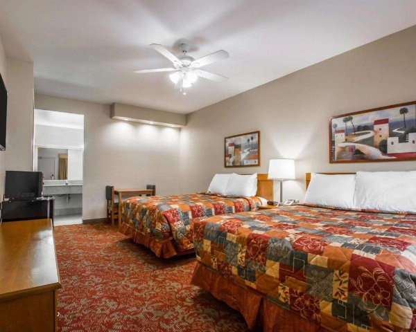 Rodeway Inn Encinitas North image 13